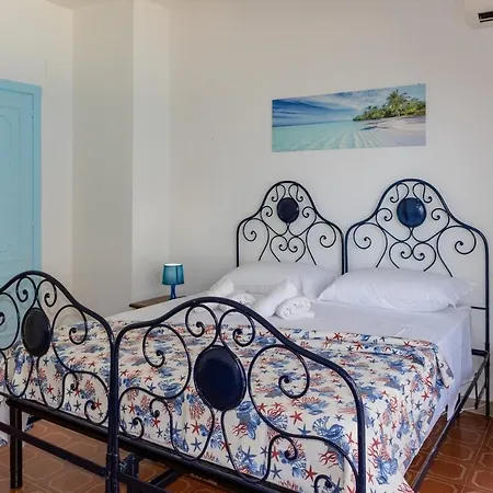 - Il Mare In Stanza Apartmán